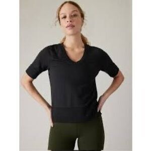 ATHLETA Women’s Black Short Sleeve Step Forward Sweatshirt Tee Size Small Petite